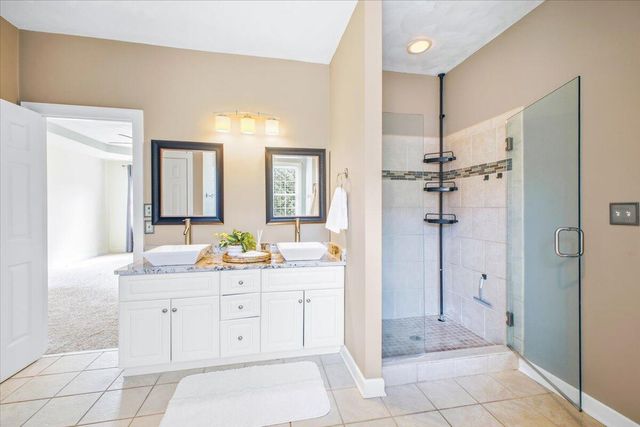 6330 Hamlet TRL, Roanoke, VA 24018