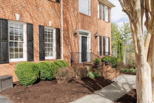 6330 Hamlet TRL, Roanoke, VA 24018