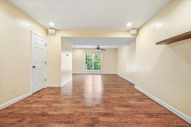 6330 Hamlet TRL, Roanoke, VA 24018