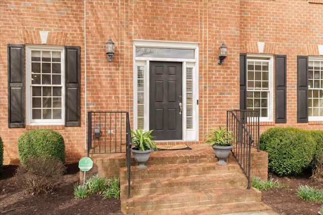 6330 Hamlet TRL, Roanoke, VA 24018