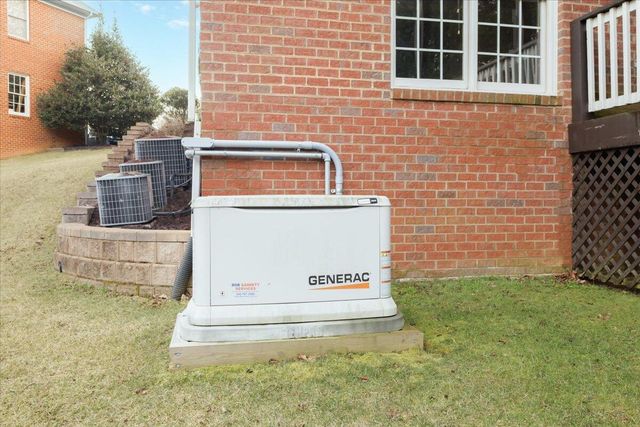 6330 Hamlet TRL, Roanoke, VA 24018