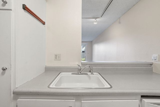 6121 E 6th Ave, Spokane, WA 99212