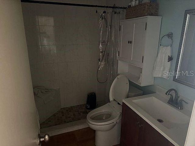 525 MANATEE COURT 8, Venice, FL 34285