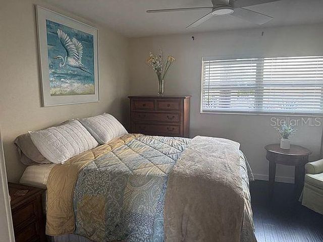 525 MANATEE COURT 8, Venice, FL 34285