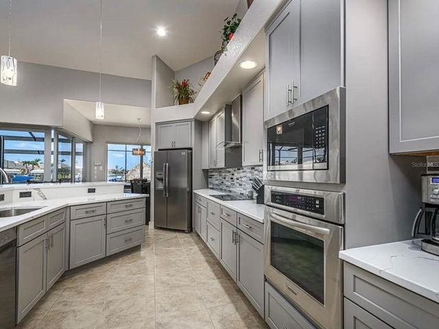 5024 SW 17TH AVENUE, Cape Coral, FL 33914