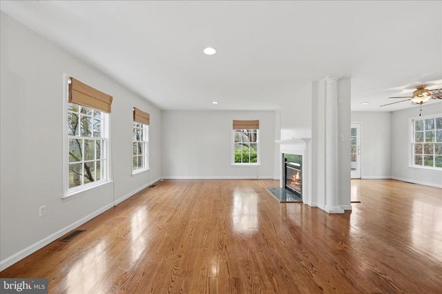 256 BROOKNEIL DR, Winchester, VA 22602