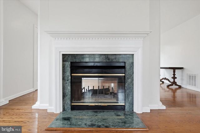 256 BROOKNEIL DR, Winchester, VA 22602