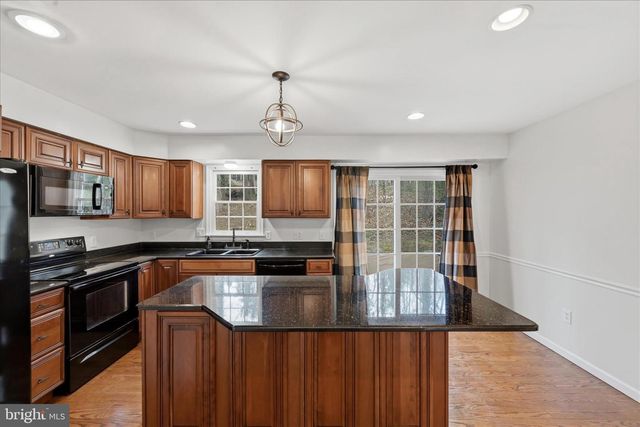 256 BROOKNEIL DR, Winchester, VA 22602