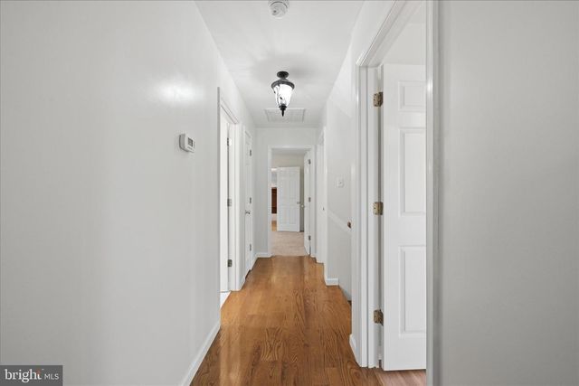 256 BROOKNEIL DR, Winchester, VA 22602