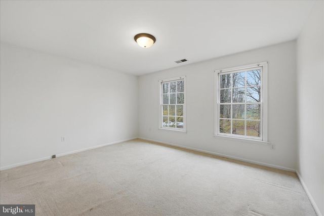 256 BROOKNEIL DR, Winchester, VA 22602