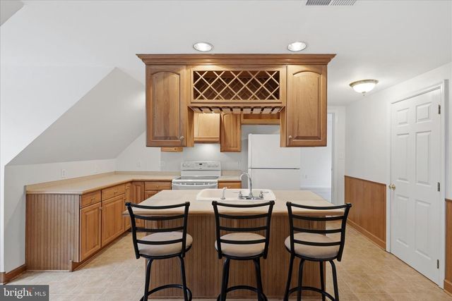 256 BROOKNEIL DR, Winchester, VA 22602