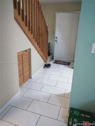 19540 SW 103rd Ct 101, Cutler Bay, FL 33157