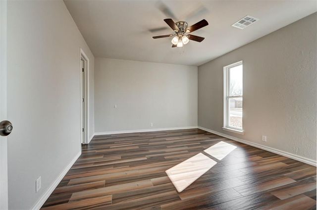 1011 W Gemini Road, Edmond, OK 73003