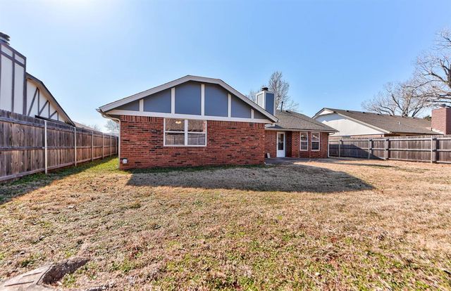 1011 W Gemini Road, Edmond, OK 73003
