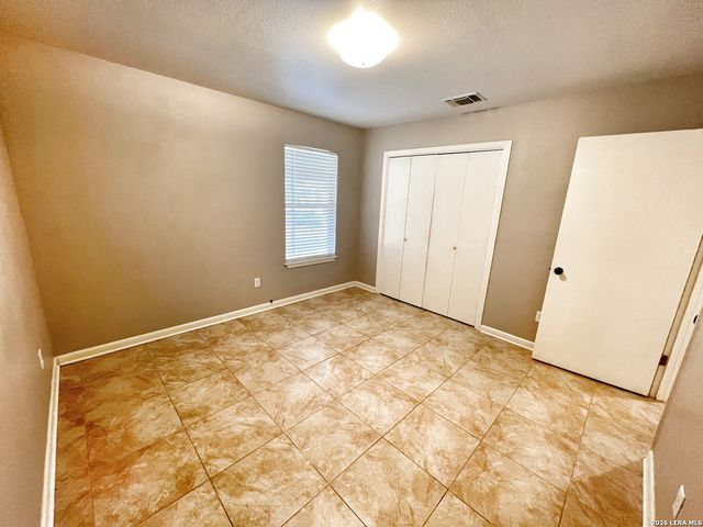 1768 Kuehler Ave, New Braunfels, TX 78130