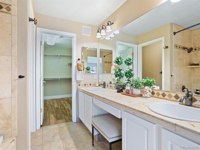 8166 S Tempe Ct, Aurora, CO 80016