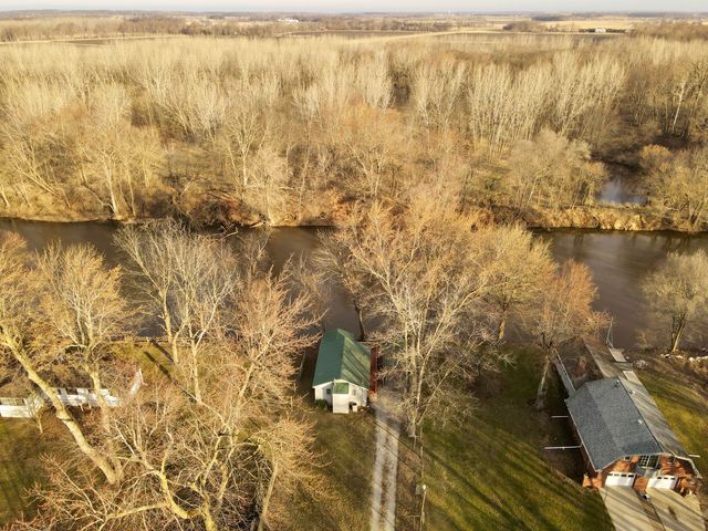 6742 Ramsey Road, Hebron, IN 46341