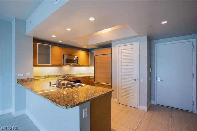222 Karen Avenue 2604, Las Vegas, NV 89109
