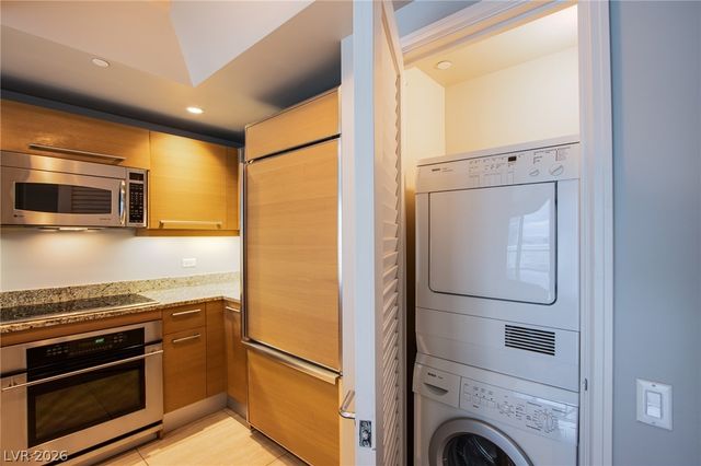 222 Karen Avenue 2604, Las Vegas, NV 89109