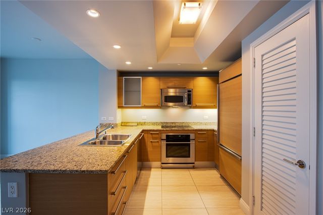 222 Karen Avenue 2604, Las Vegas, NV 89109
