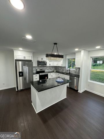 110 Wildwood Drive, Stockbridge, GA 30281