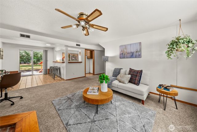 19114 SE 295th Street, Kent, WA 98042