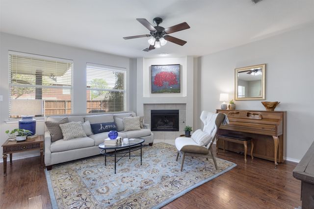 2305 Pharr Drive, Mckinney, TX 75072