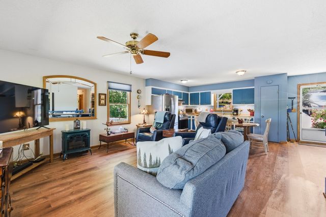 1035 Laurel Lane, Hiawassee, GA 30546