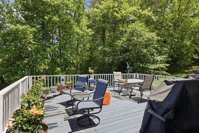 1035 Laurel Lane, Hiawassee, GA 30546