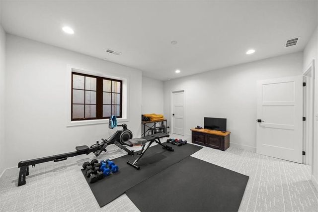 5216 W 73rd Street, Prairie Village, KS 66208