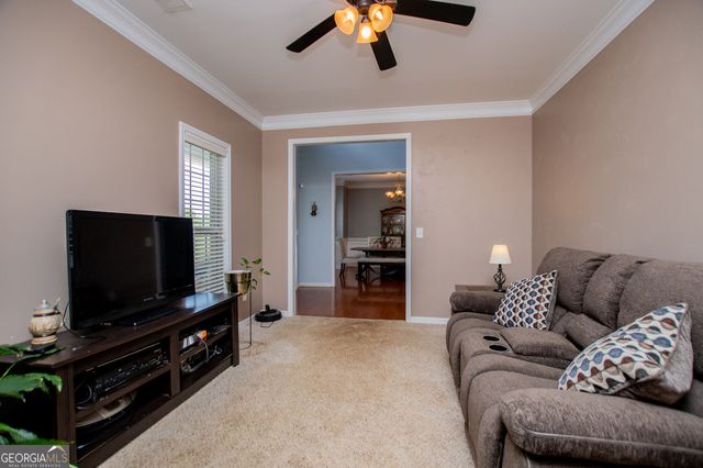 210 Creekside Overlook, Hiram, GA 30141