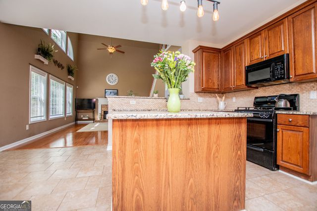 210 Creekside Overlook, Hiram, GA 30141