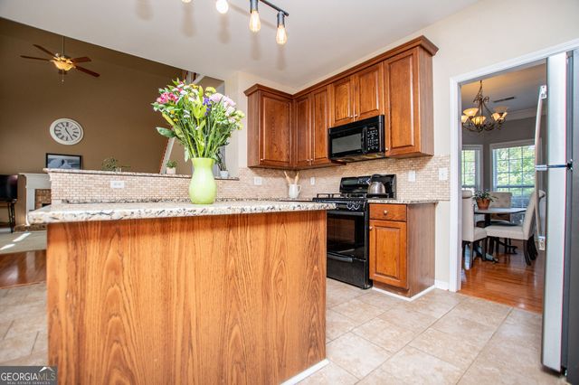 210 Creekside Overlook, Hiram, GA 30141