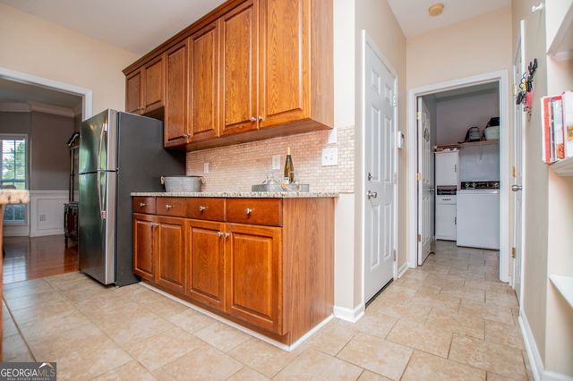 210 Creekside Overlook, Hiram, GA 30141