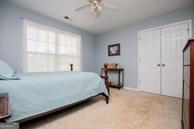 210 Creekside Overlook, Hiram, GA 30141