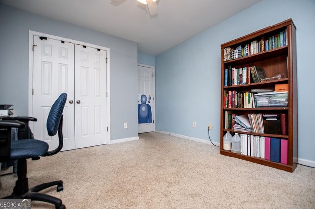 210 Creekside Overlook, Hiram, GA 30141