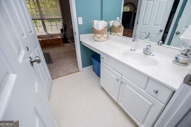 210 Creekside Overlook, Hiram, GA 30141