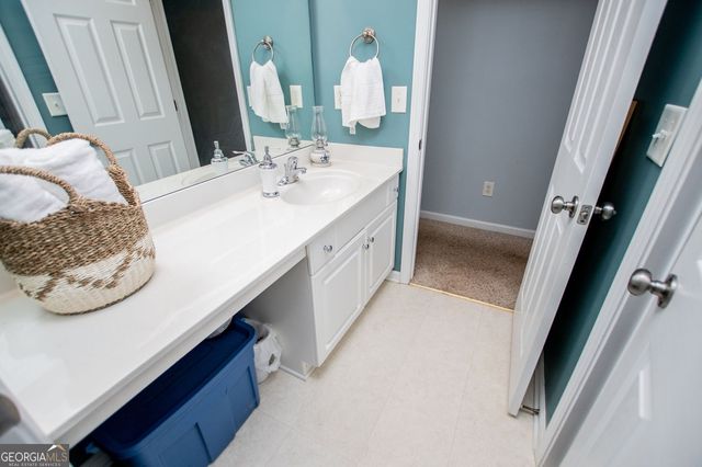 210 Creekside Overlook, Hiram, GA 30141
