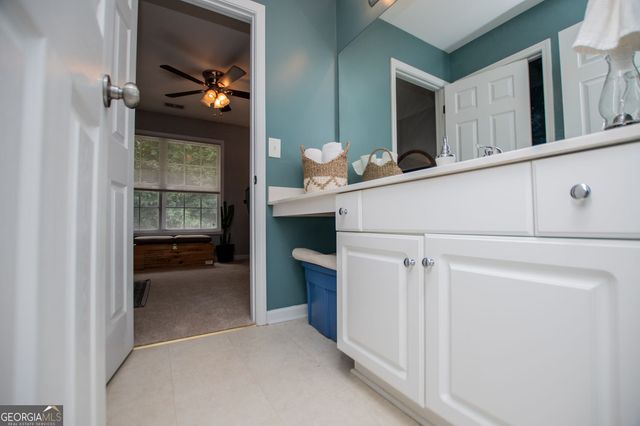 210 Creekside Overlook, Hiram, GA 30141