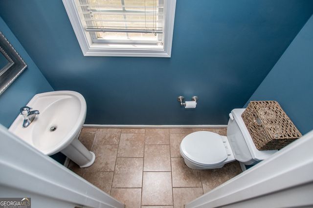 210 Creekside Overlook, Hiram, GA 30141