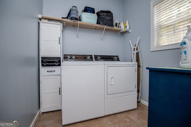 210 Creekside Overlook, Hiram, GA 30141
