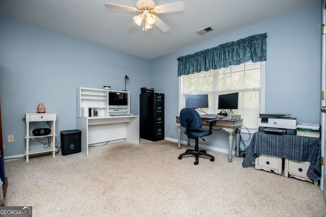 210 Creekside Overlook, Hiram, GA 30141