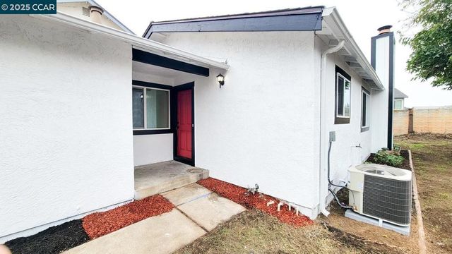 323 Filbert Ct, Oakley, CA 94561