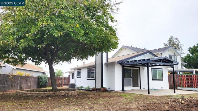 323 Filbert Ct, Oakley, CA 94561