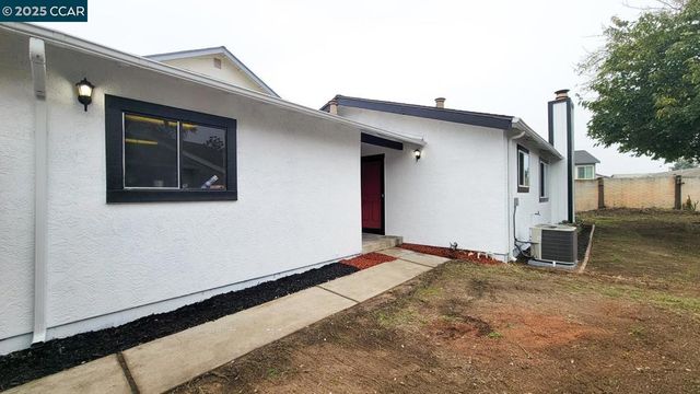 323 Filbert Ct, Oakley, CA 94561