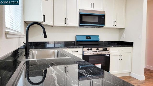 323 Filbert Ct, Oakley, CA 94561