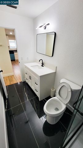 323 Filbert Ct, Oakley, CA 94561