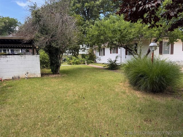 204 S 13th Street, Muskogee, OK 74401