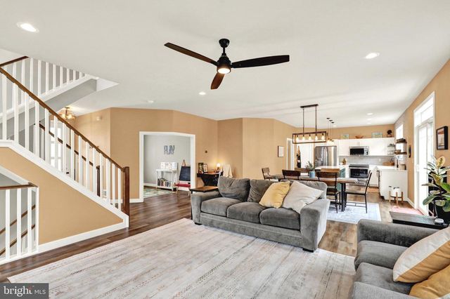 12 THISTLE CT, Myerstown, PA 17067