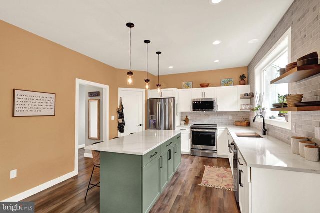 12 THISTLE CT, Myerstown, PA 17067
